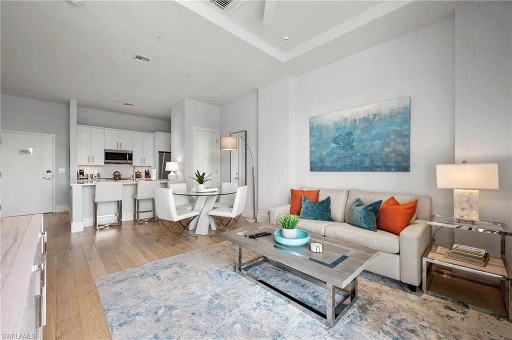 101 8th St - Photo 1