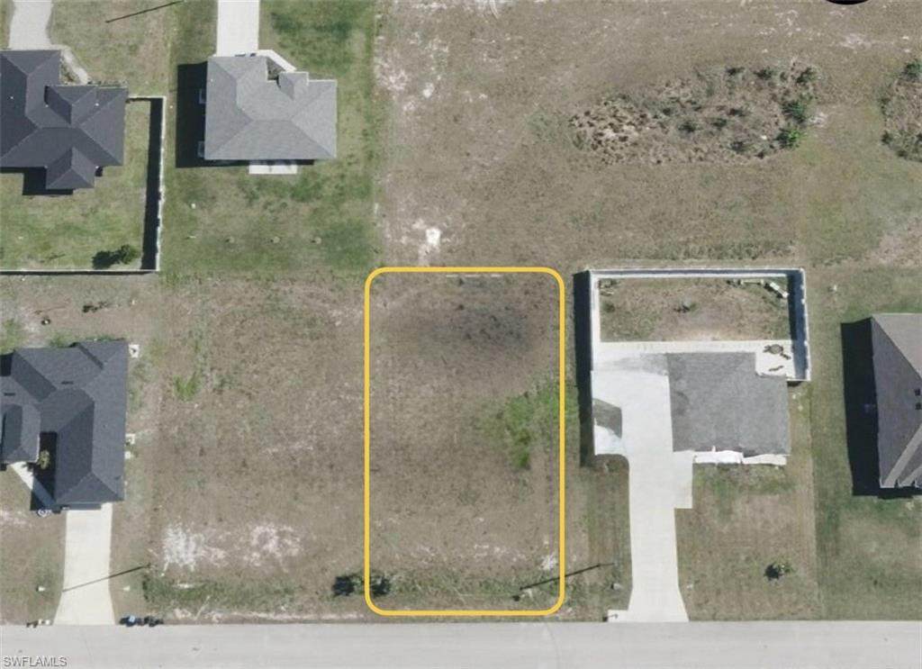 4021 36th Pl - Photo 1