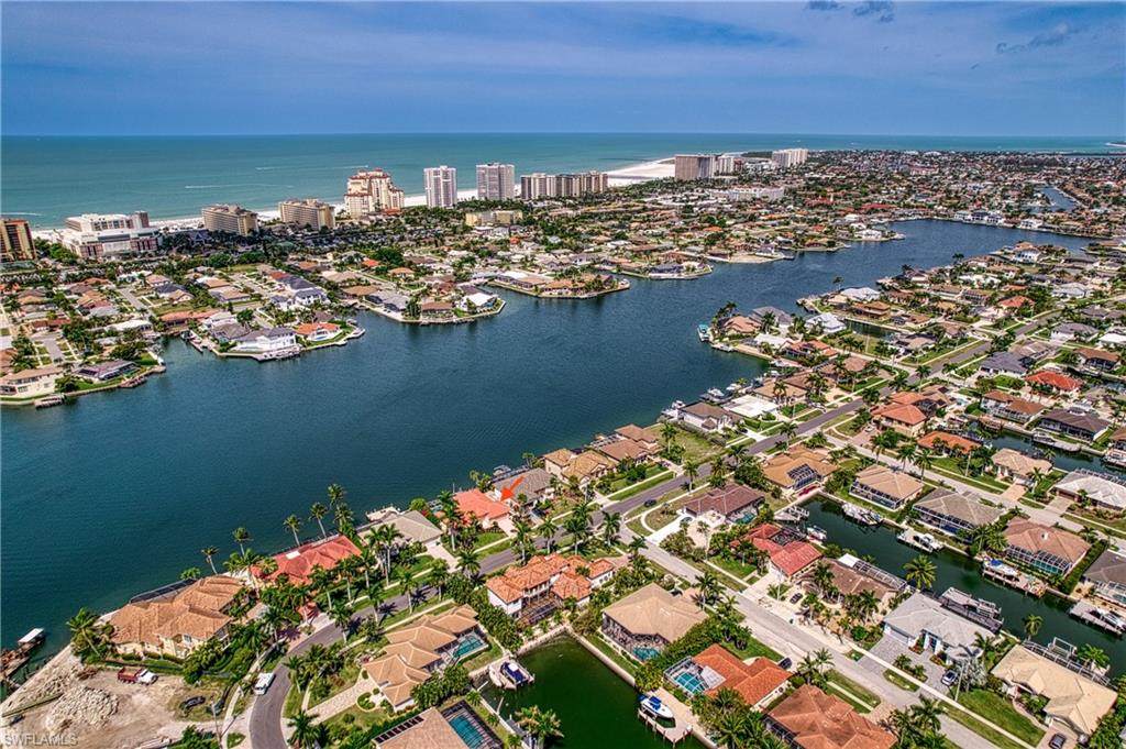 372 Lamplighter Dr - Photo 1