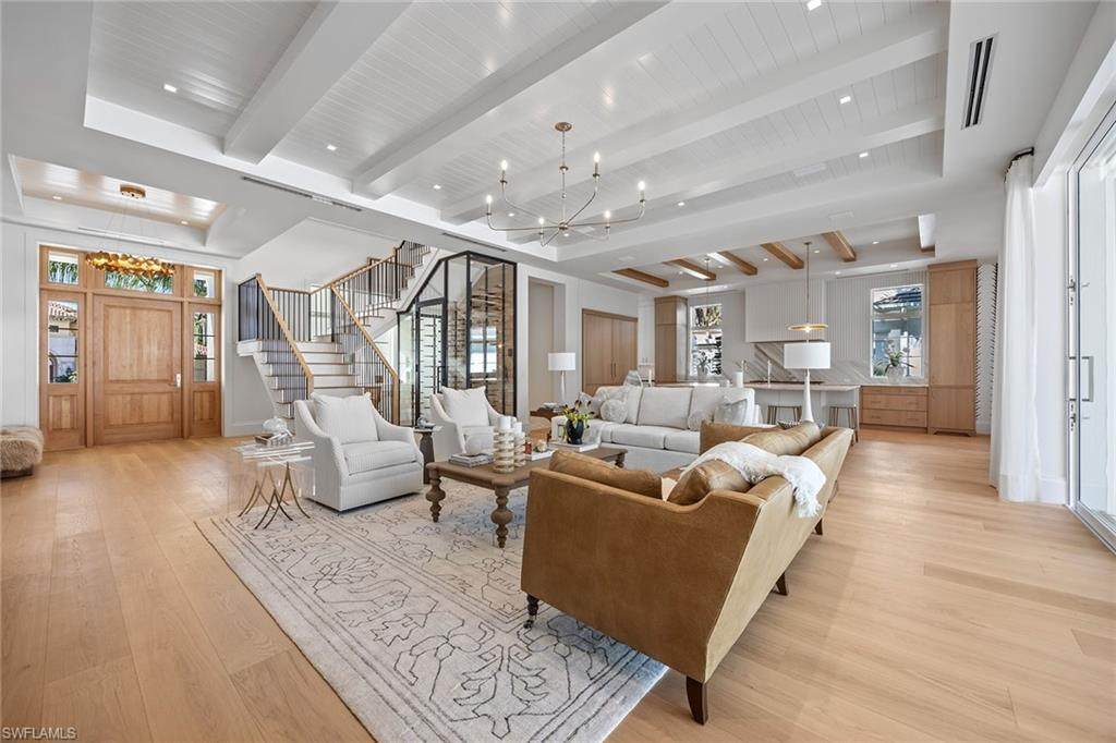 3277 Gordon Dr - Photo 1
