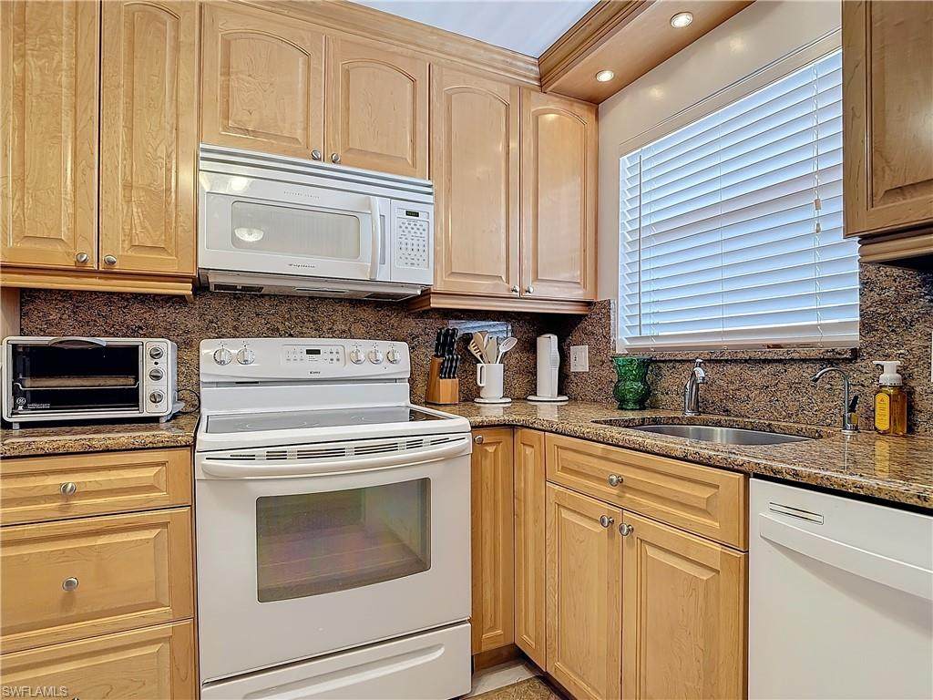 170 Turtle Lake Ct - Photo 1