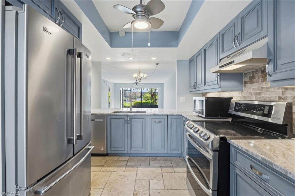960 Palm View Dr - Photo 1