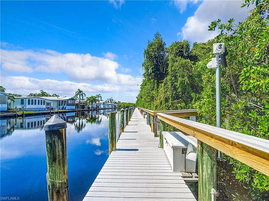 3001 Sandpiper Bay Cir - Photo 1