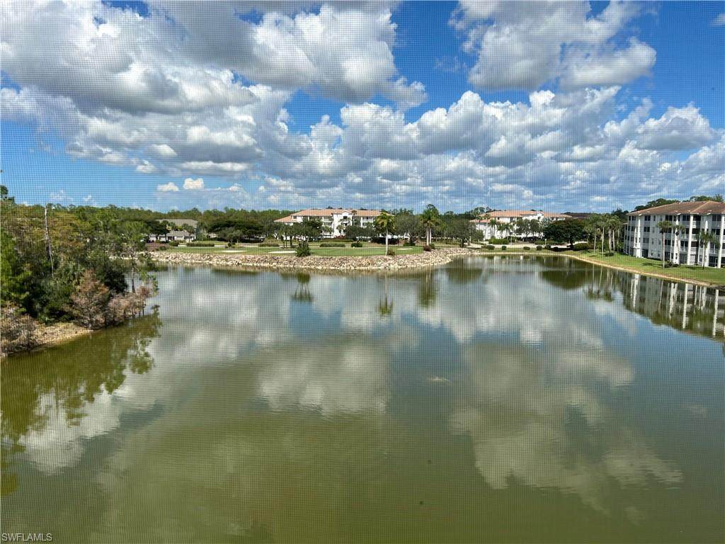 7525 Stoneybrook Dr - Photo 1