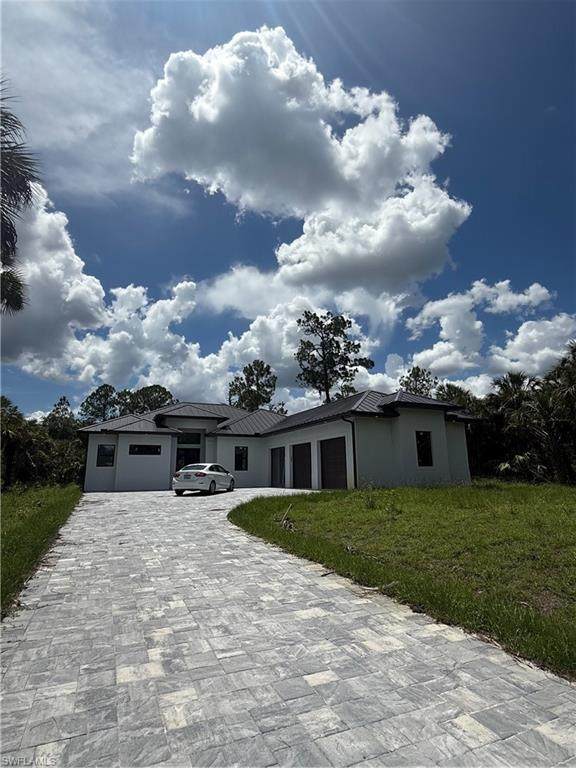 1521 Desoto Blvd - Photo 1