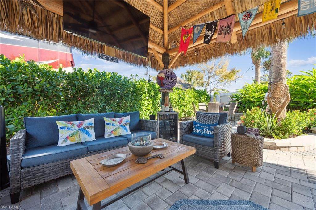 13575 Snook Cir - Photo 1