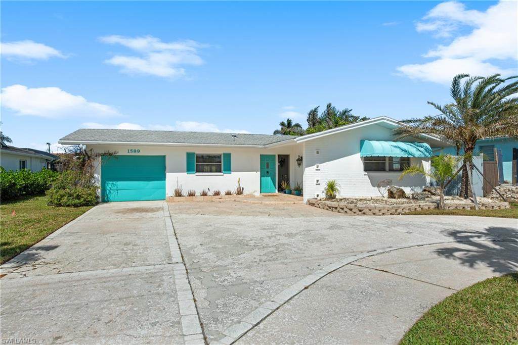 1589 Osprey Ave - Photo 1