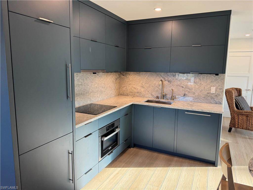 787 4th Ave - Photo 1