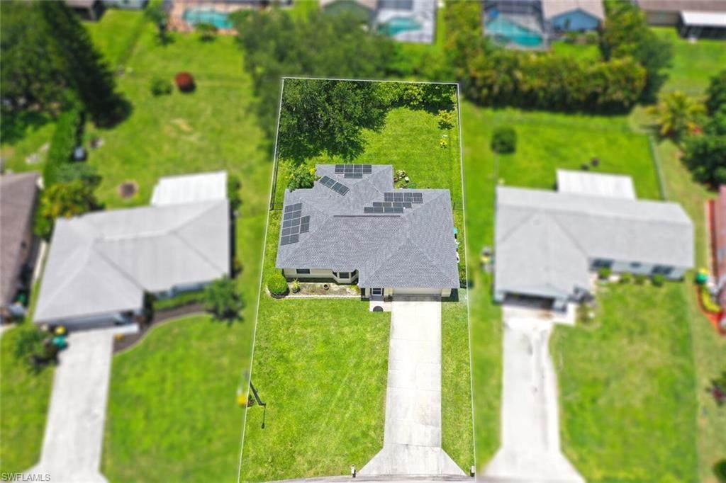 725 Grove Dr - Photo 1