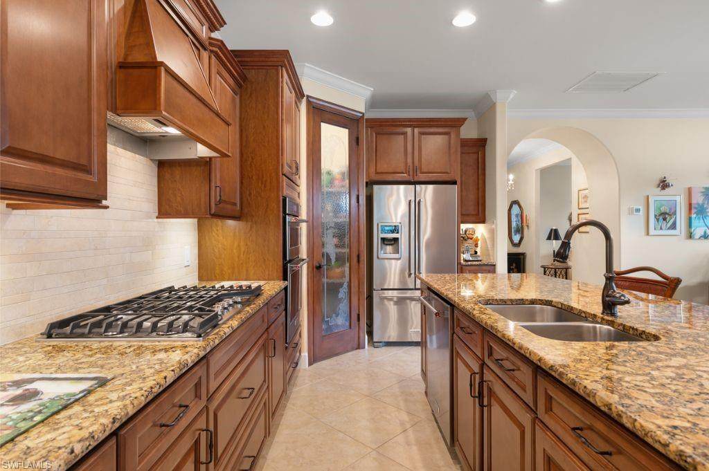 7211 Live Oak Dr - Photo 1
