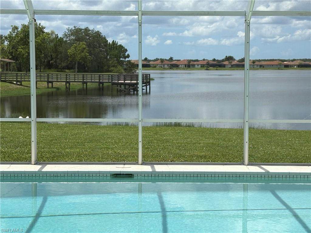 1118 Grove Dr - Photo 1