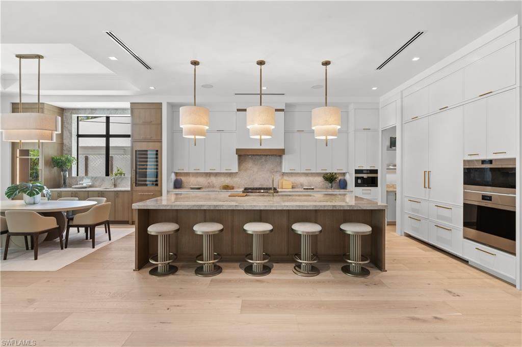 850 10th St - Photo 1