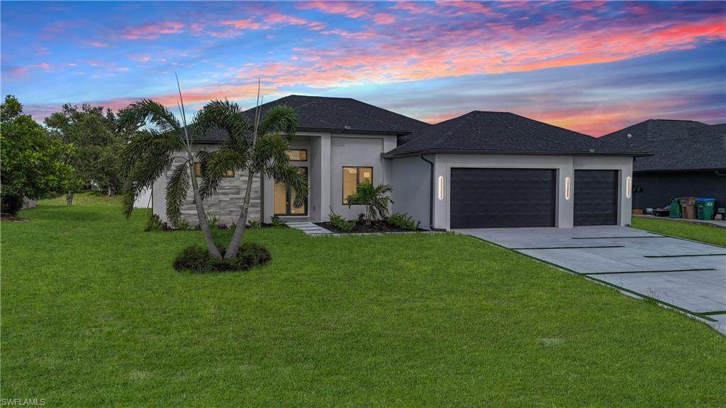 9 14th Ave - Photo 1