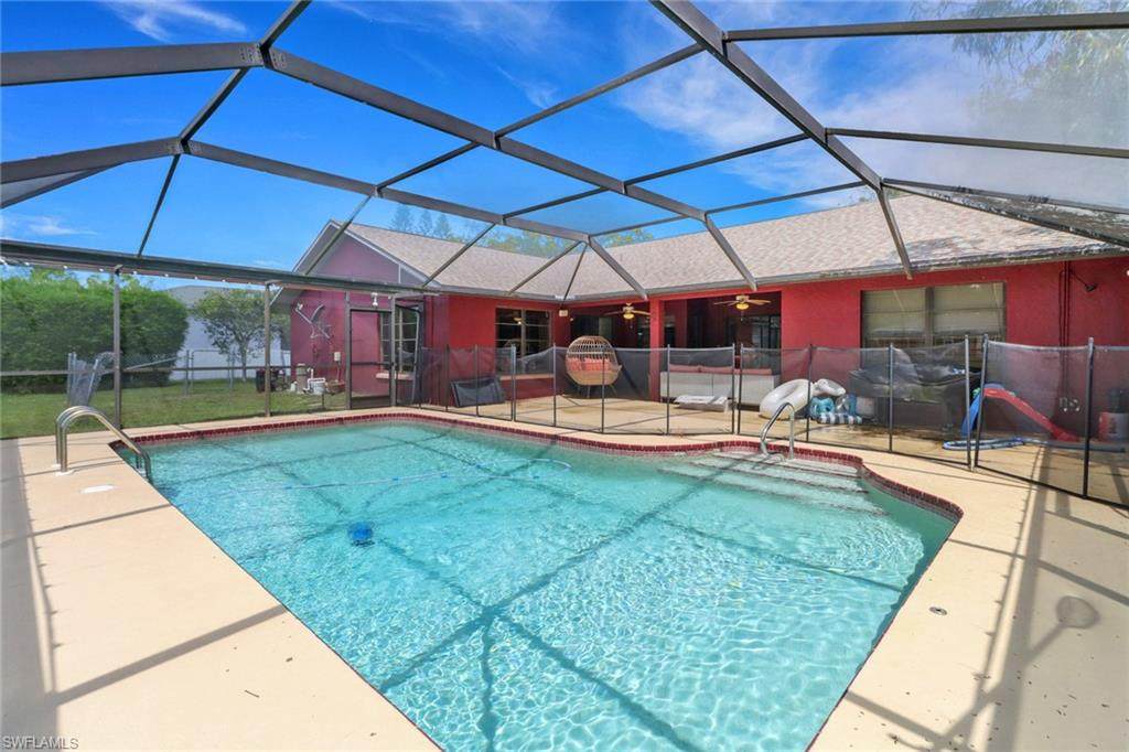 9414 Pineapple Rd - Photo 1