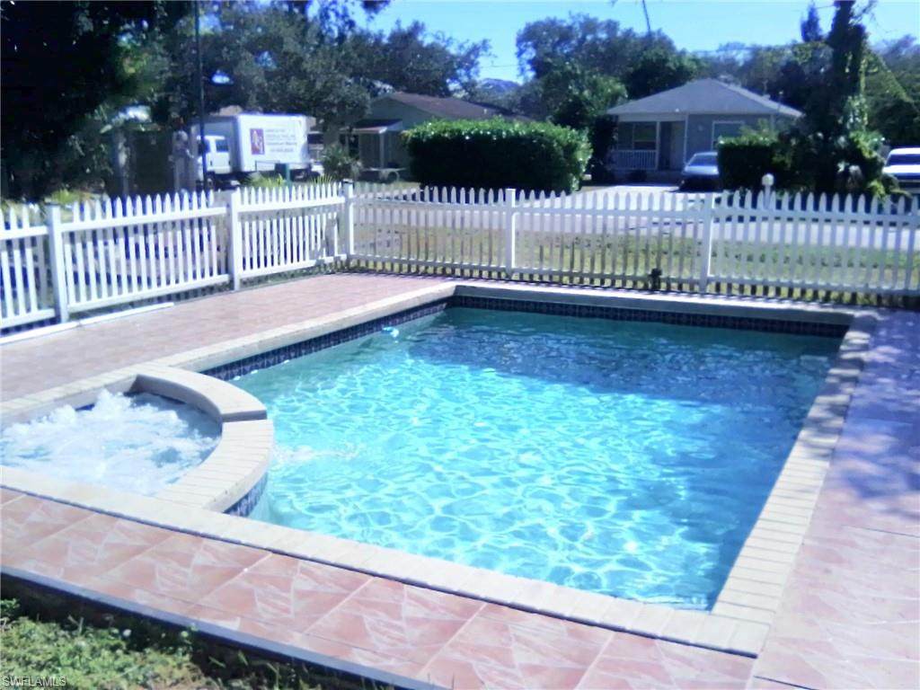 3117 Areca Ave - Photo 1