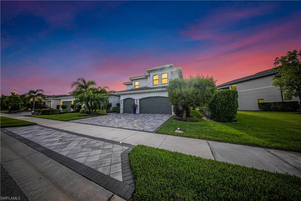 4616 Azalea Dr - Photo 1