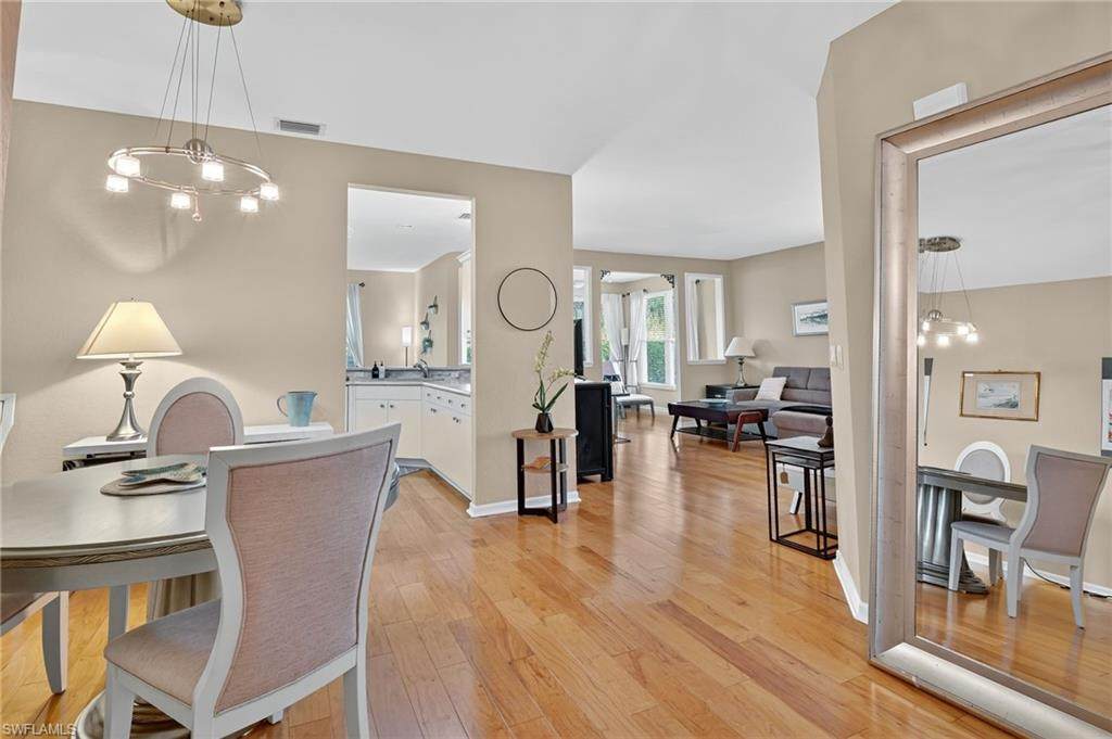 1345 Charleston Square Dr - Photo 1