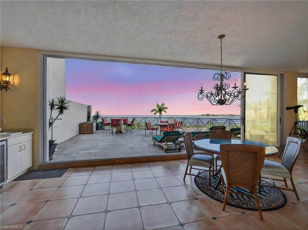 4000 Royal Marco Way - Photo 1