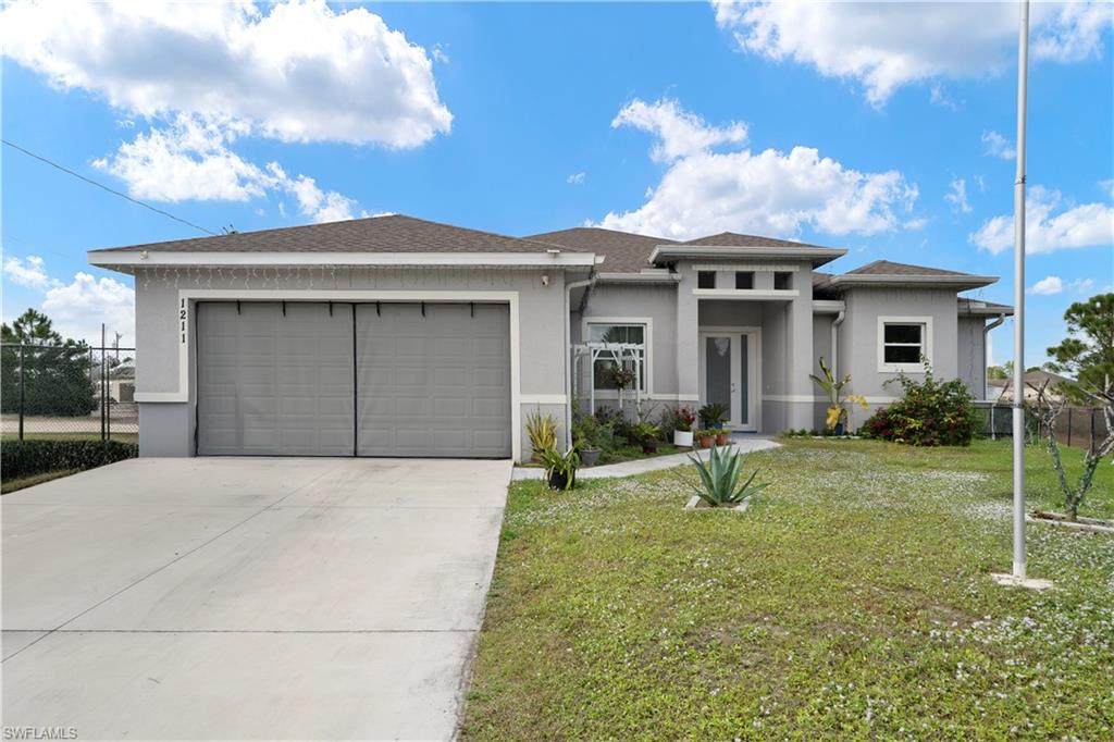 1211 Eclat St - Photo 1