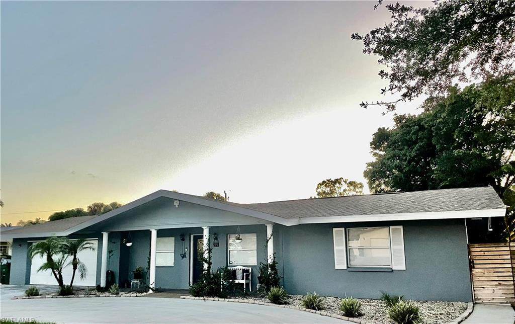 235 Cypress Way - Photo 1