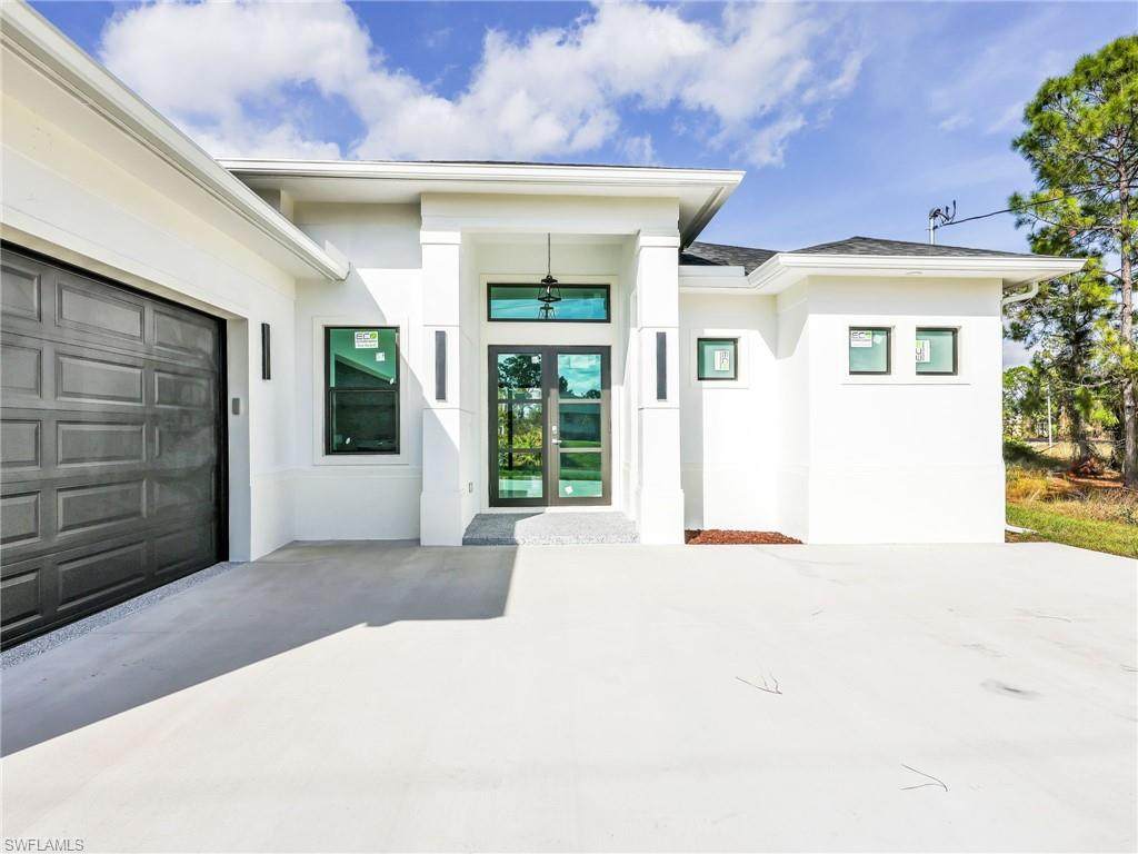 2514 36th St - Photo 1