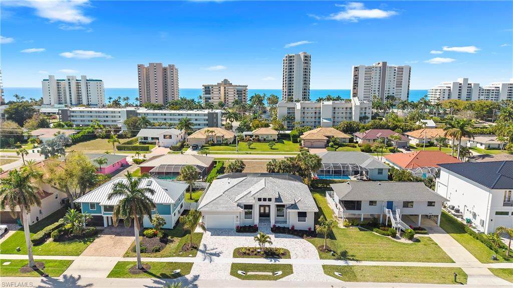 872 Swan Dr - Photo 1