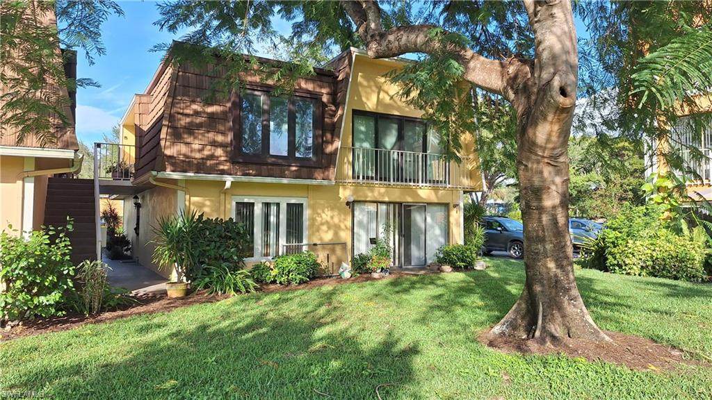 406 Meadowlark Ln - Photo 1