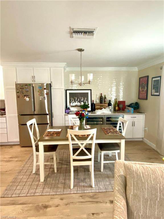 1435 Curlew Ave - Photo 1