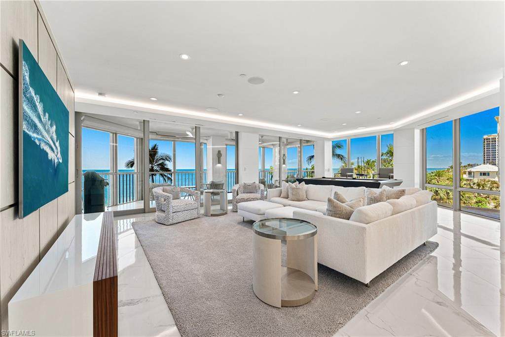 4951 Gulf Shore Blvd - Photo 1