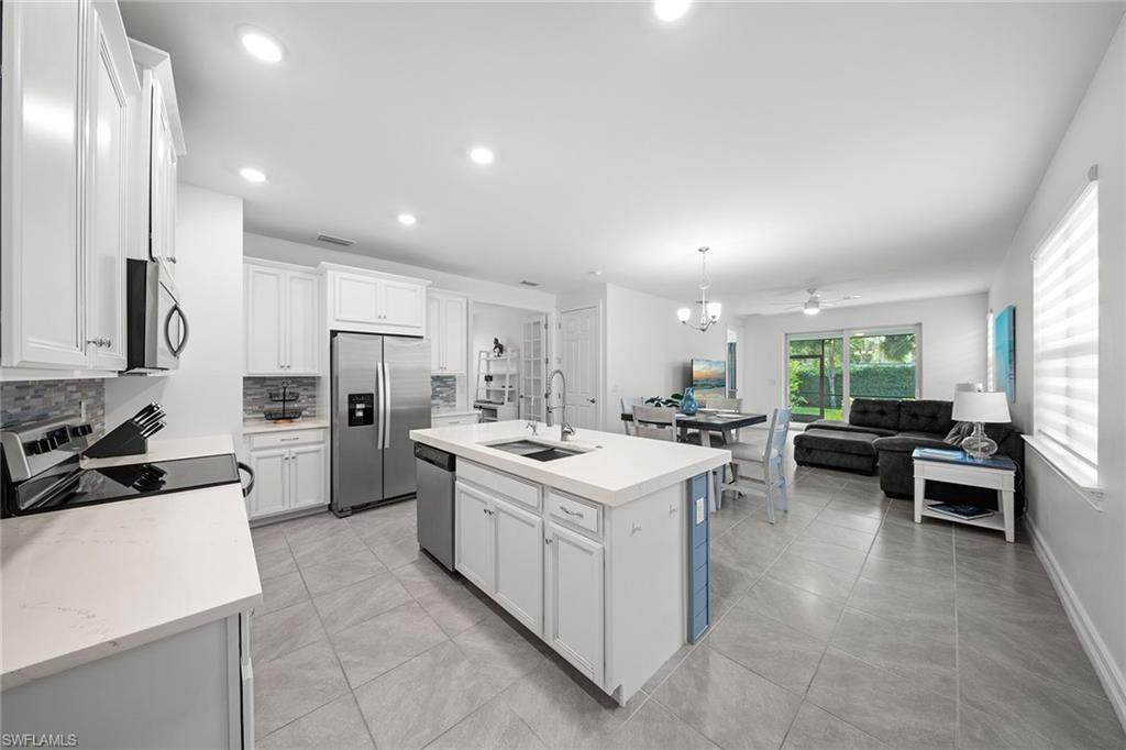 28419 Captiva Shell Loop - Photo 1