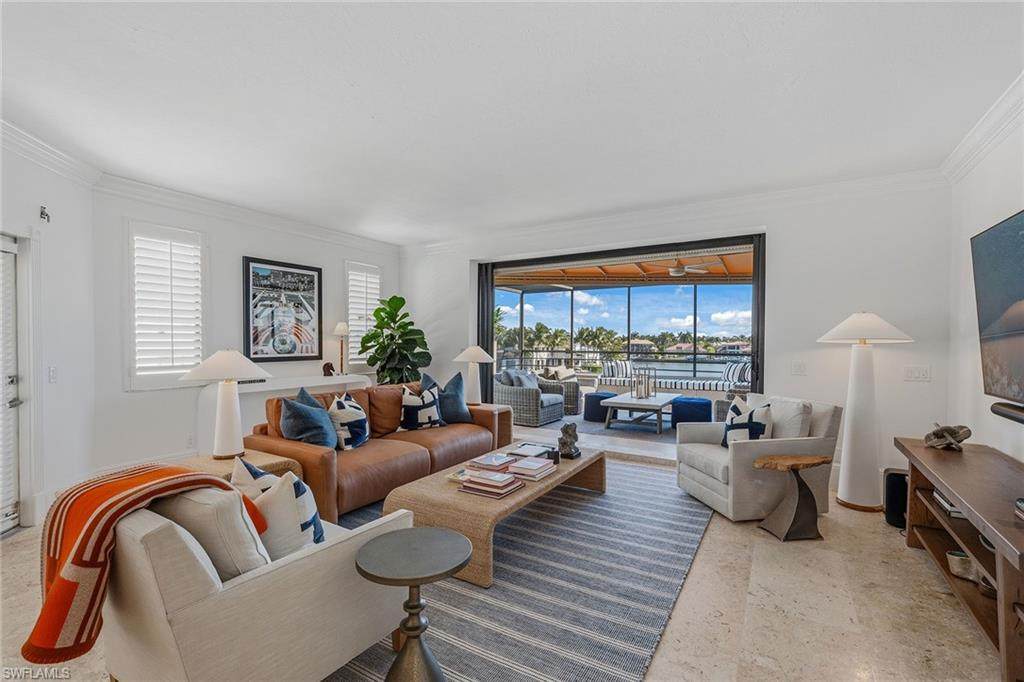 4400 Gulf Shore Blvd - Photo 1