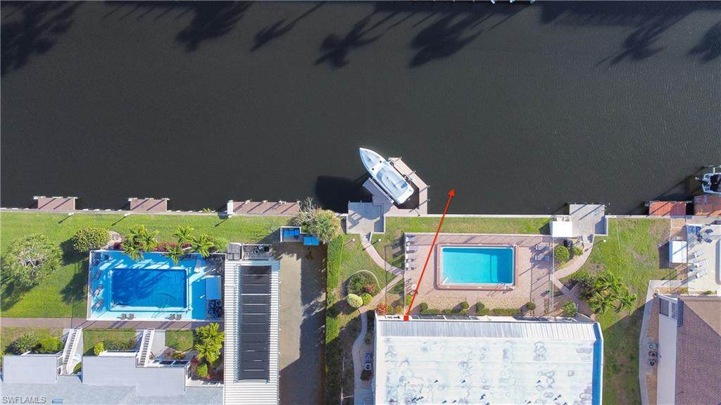 912 46th St - Photo 1