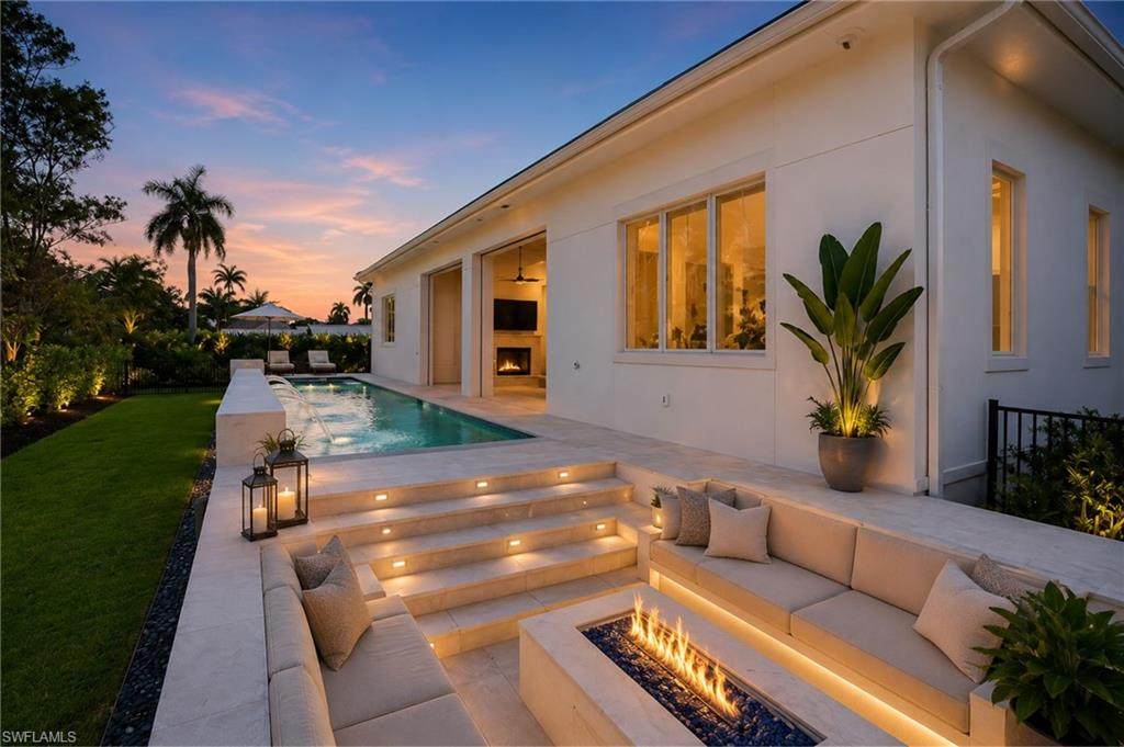623 Park Shore Dr - Photo 1