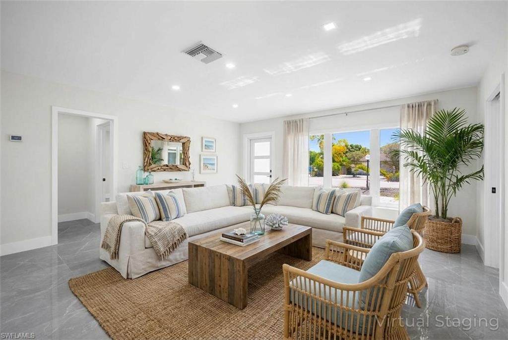 47 River Ct - Photo 1