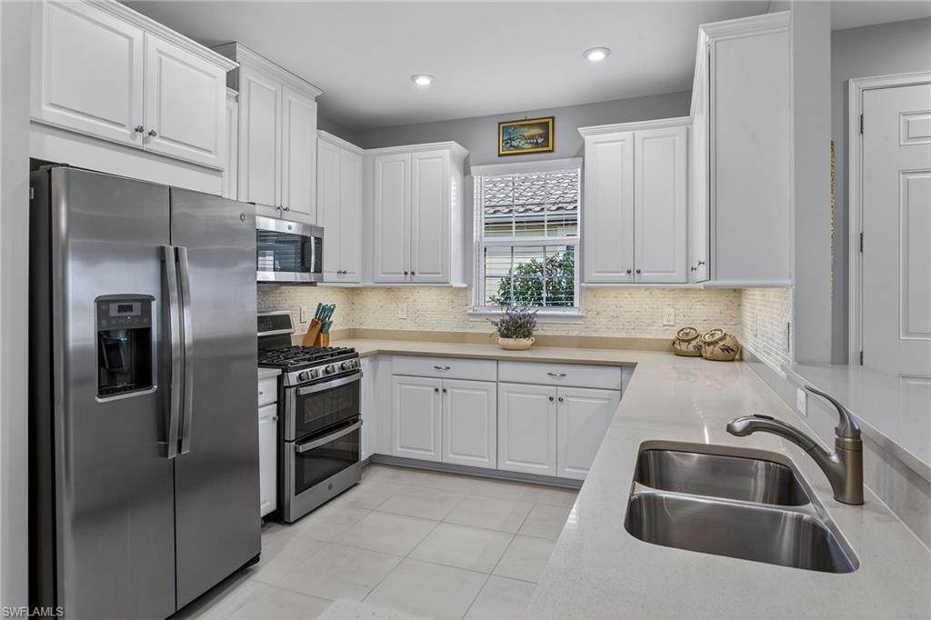 8025 Calle Canovas Ct - Photo 1