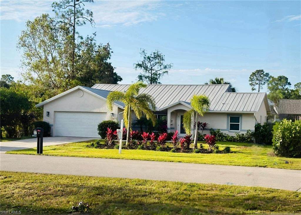 270 Madison Dr - Photo 1