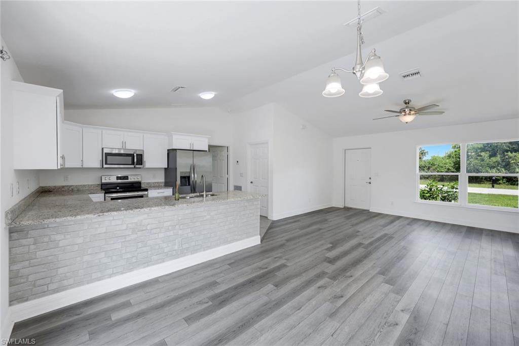 626 2nd Ln - Photo 1