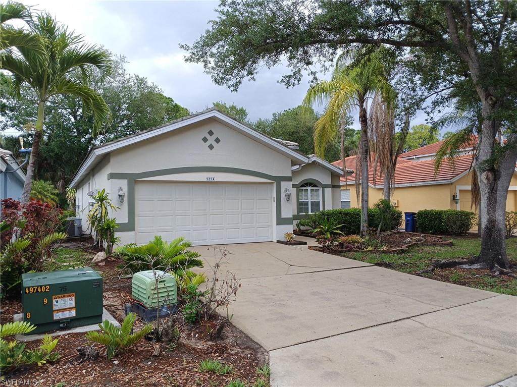 9894 Colonial Walk - Photo 1