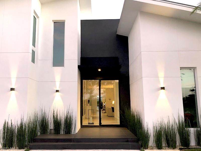 1218 14th Ave - Photo 1