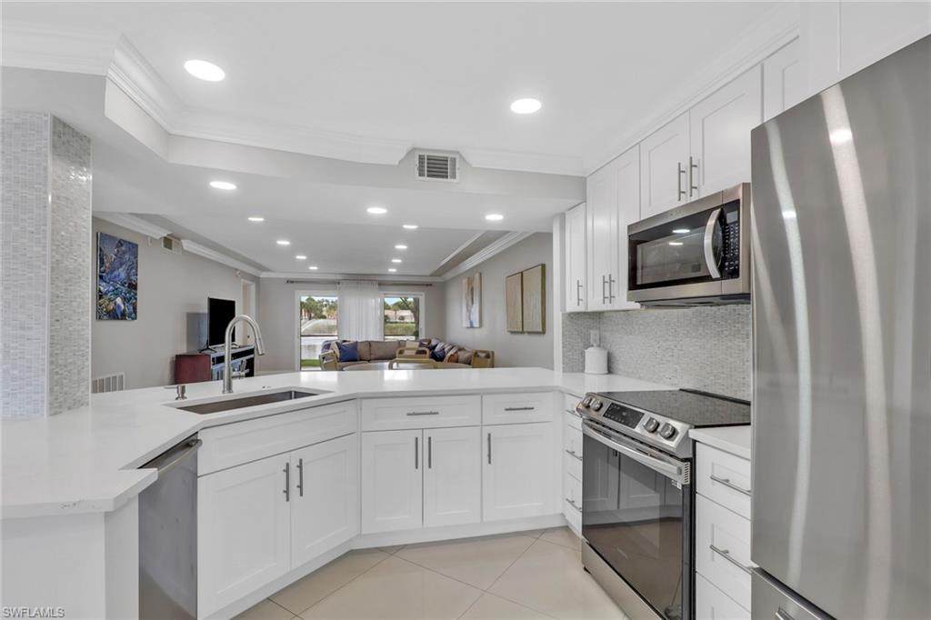 9580 Victoria Ln - Photo 1