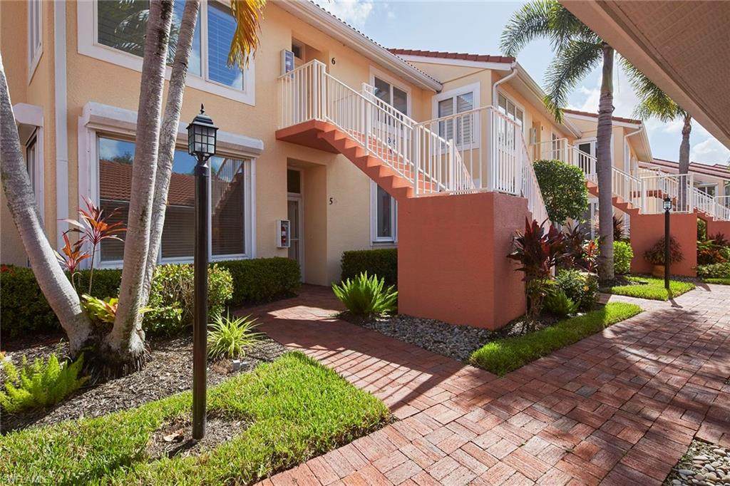 https://bt-photos.global.ssl.fastly.net/naples/orig_boomver_2_226023352-2.jpg