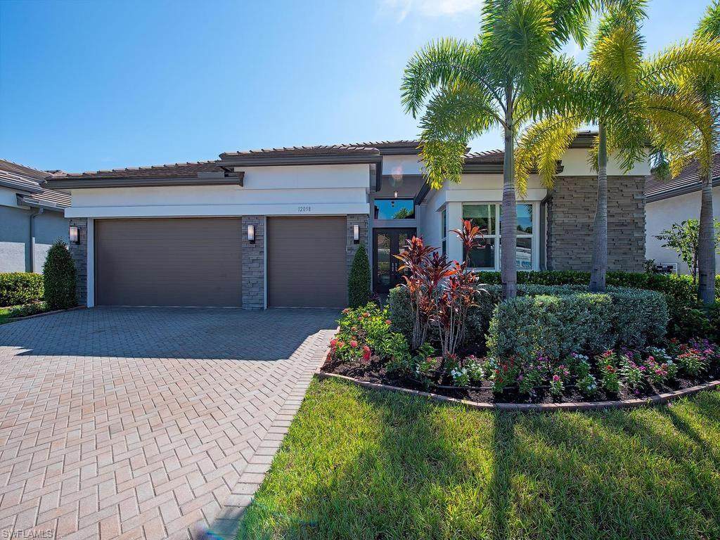 12058 Mimosa St - Photo 1