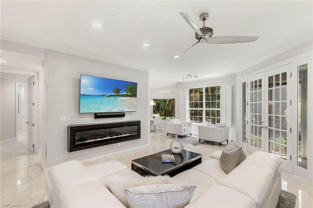 173 Colonade Cir - Photo 1