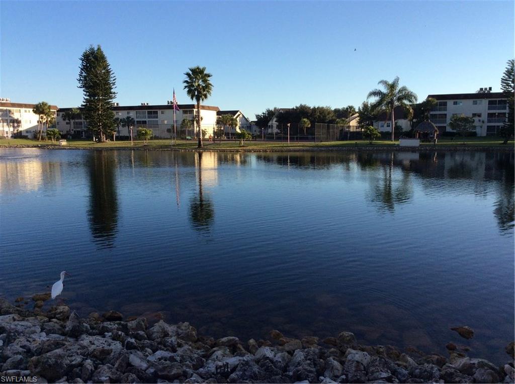 1014 Manatee Rd - Photo 1