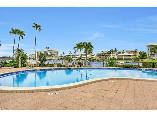 222 Harbour Dr - Photo 1