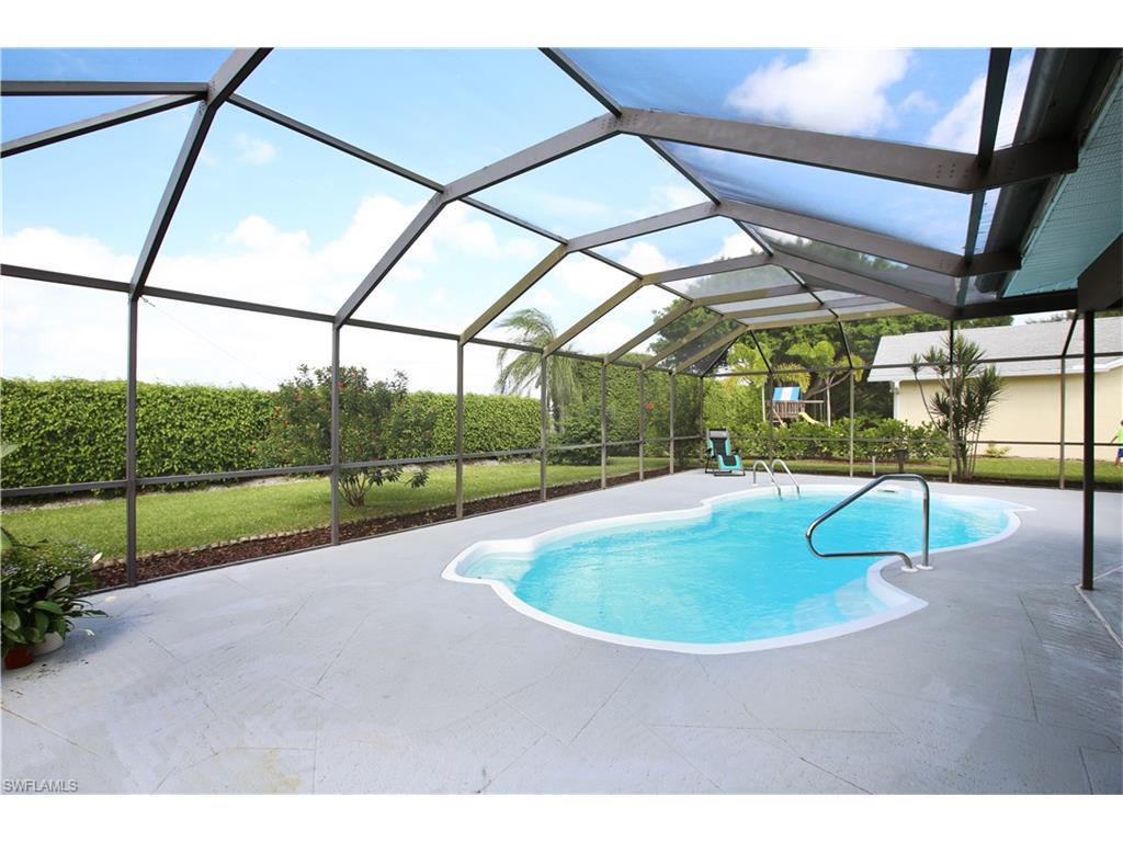 9837 Sandringham Gate, Naples, FL 34109 (#216064360) :: Homes and Land Brokers, Inc