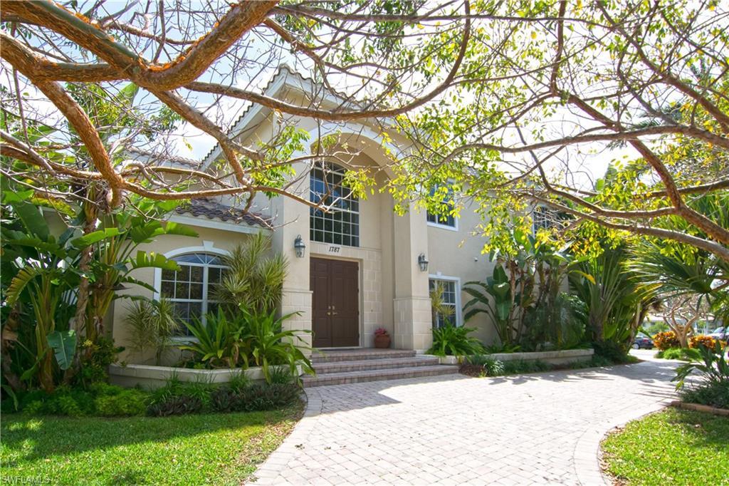 1787 Hummingbird Ct - Photo 1
