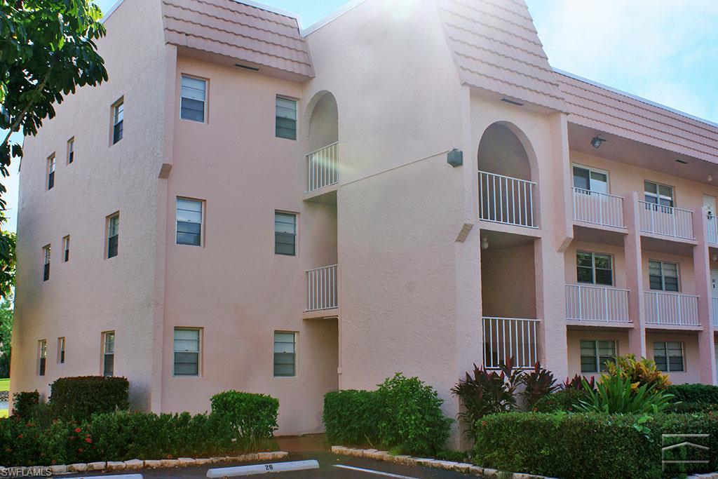 300 Forest Lakes Blvd - Photo 1