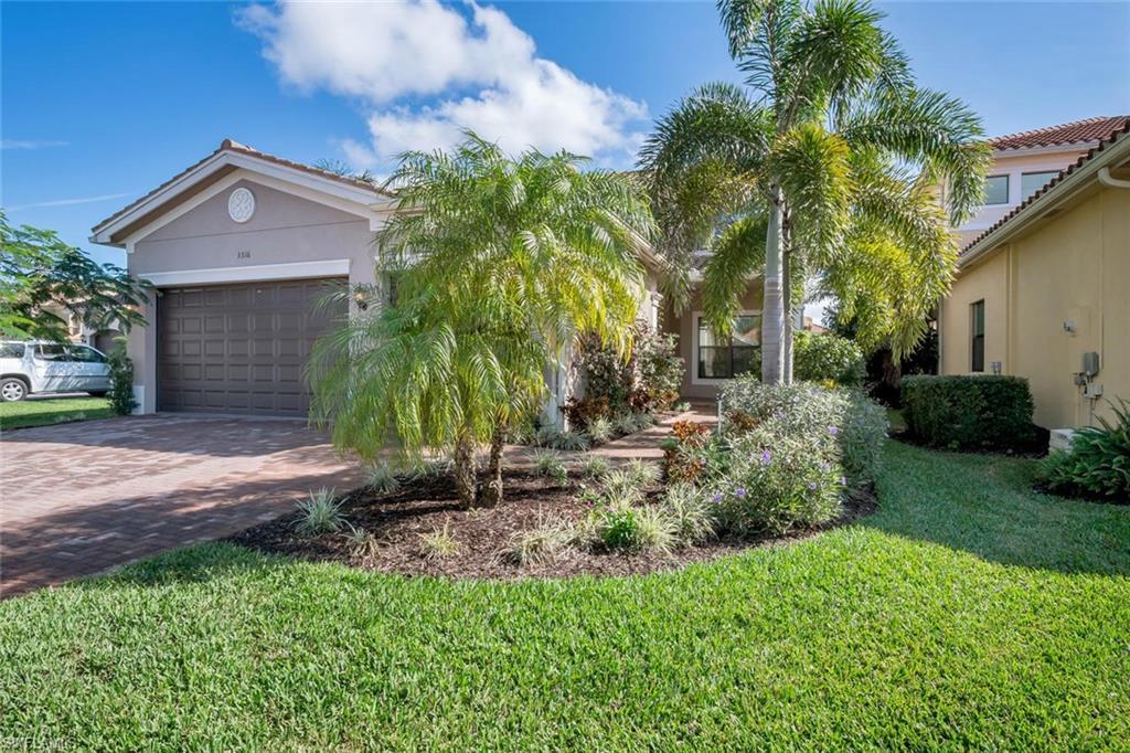 3316 Pacific Dr - Photo 1