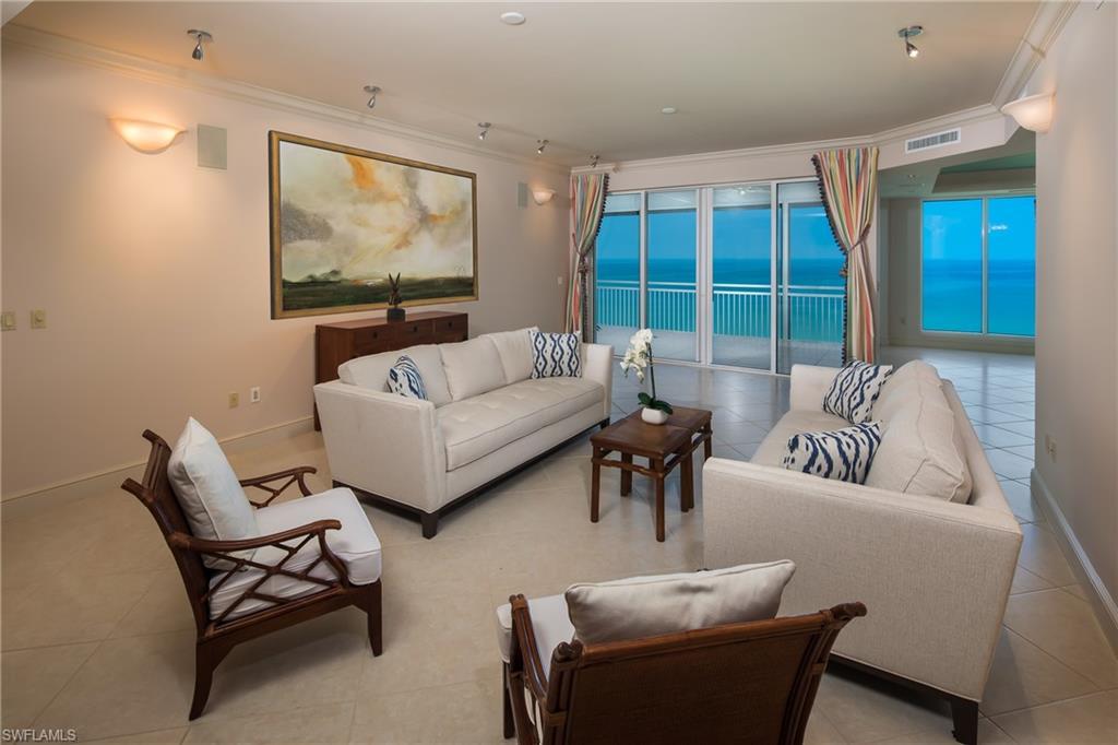 4151 Gulf Shore Blvd - Photo 1